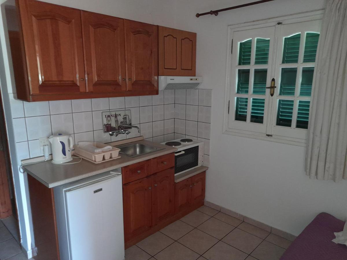 Aggeliki Apartments Sidárion Exteriör bild